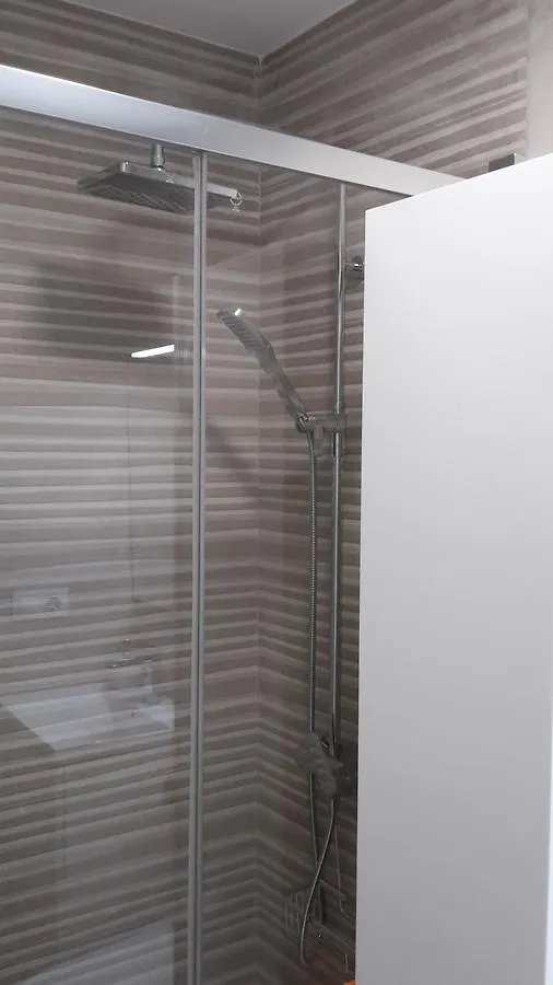Apartamento Karivu Castilla セビリア 0*,  スペイン